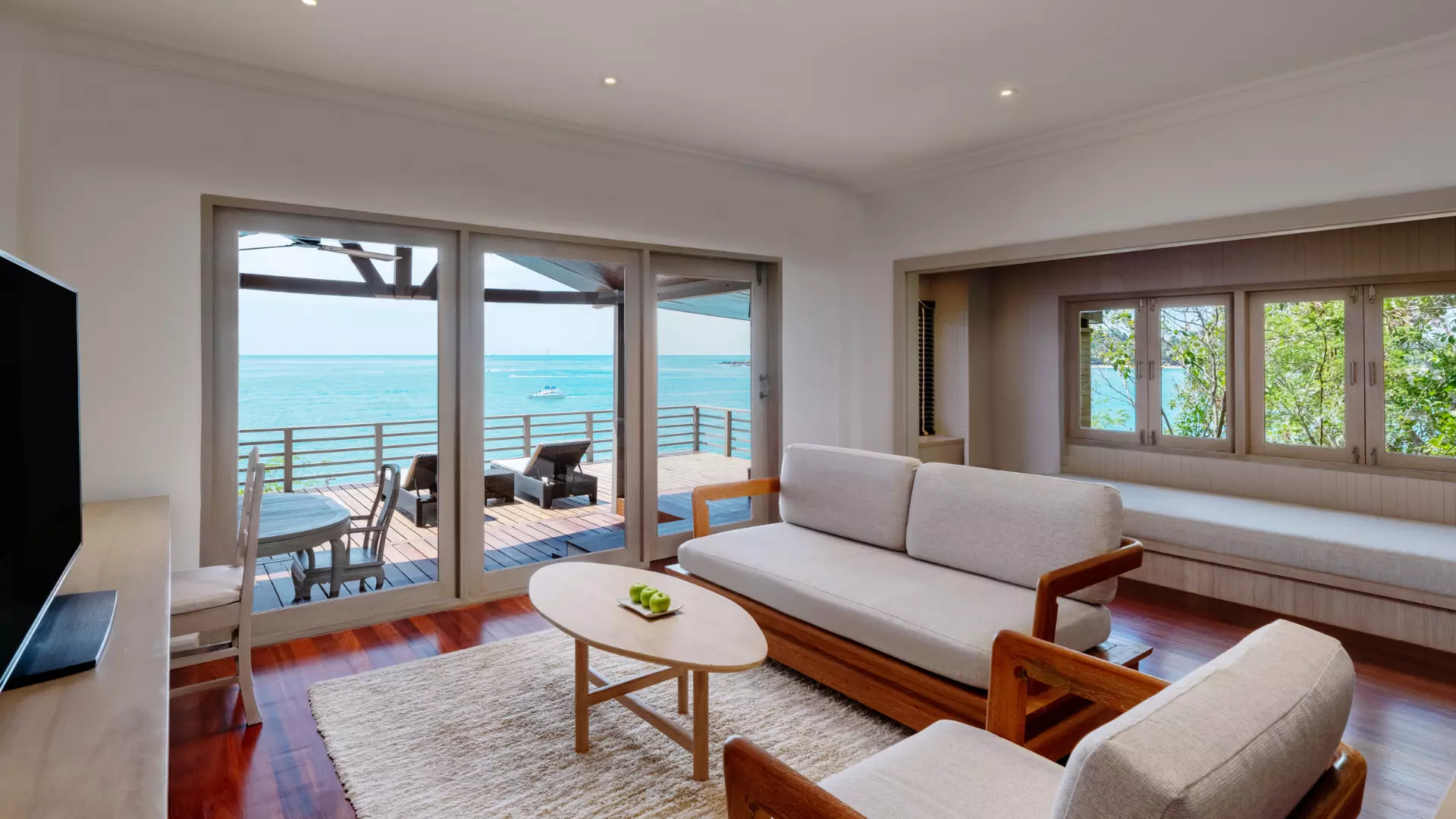Grand Seafront Living Room