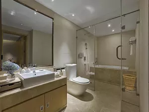 garrya xi'an lintong yueyun suite bathroom