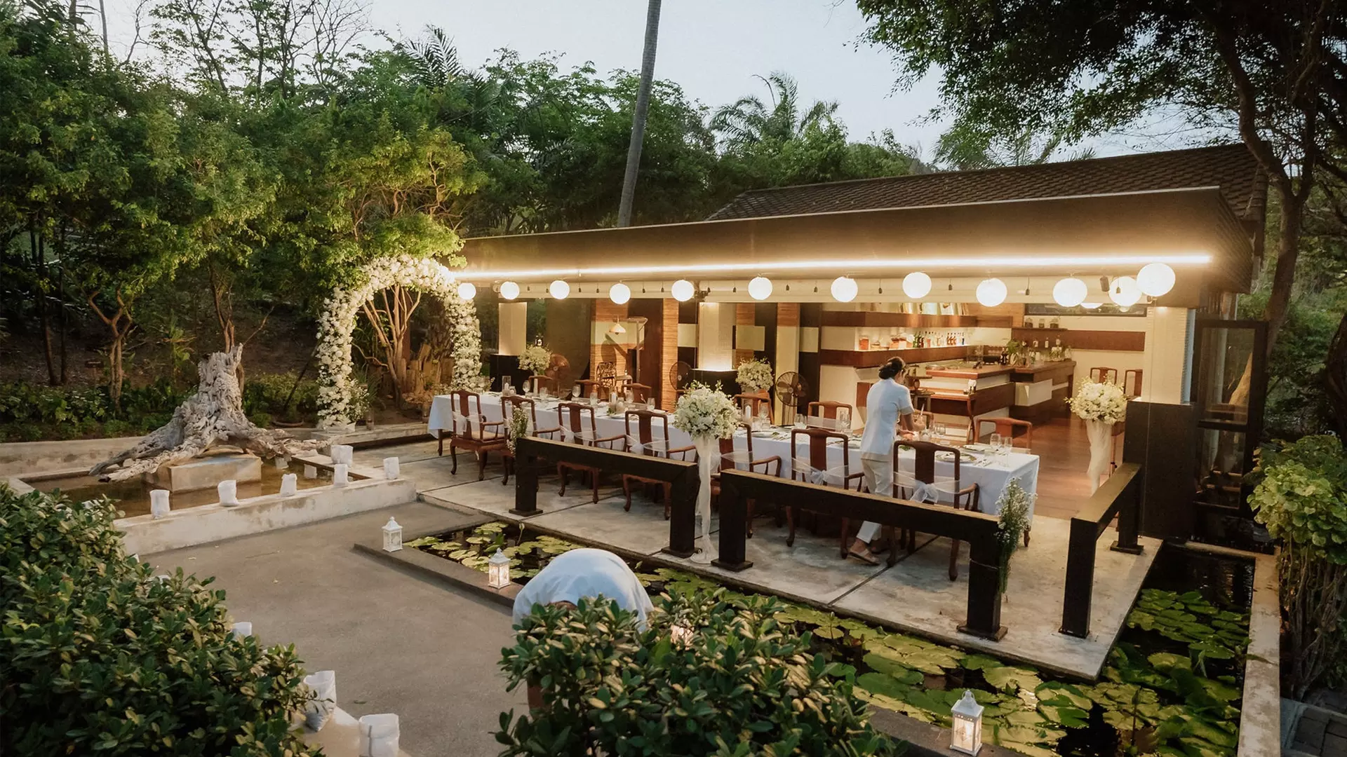 Koh Samui Wedding Venues -  Planning the Perfect Wedding Proposal - Romantic Venue and Private Dining Experiences 