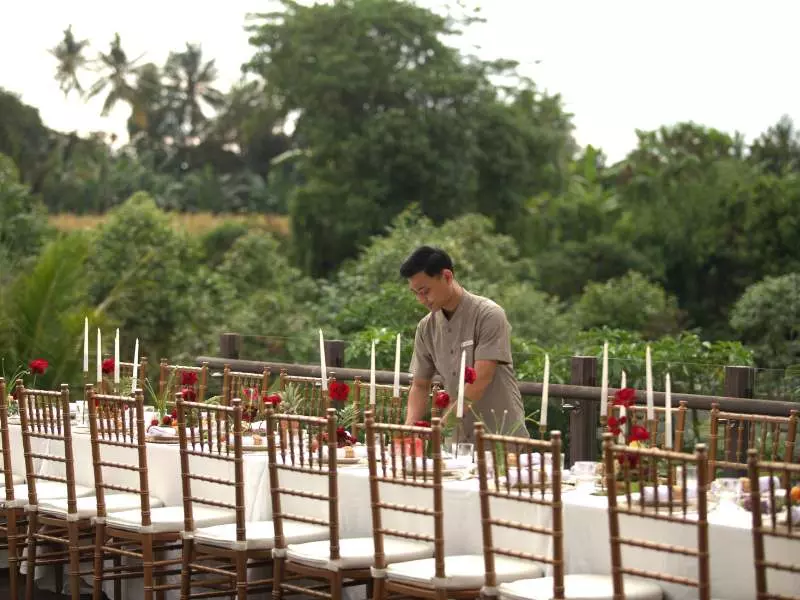 Dining at the Pool Side