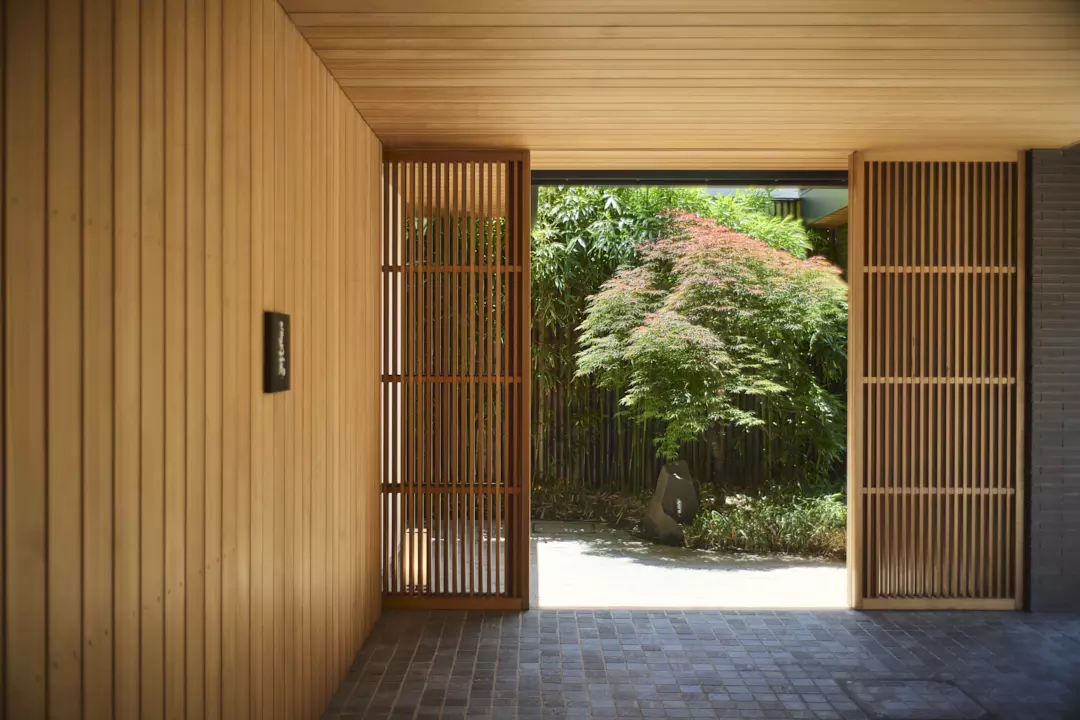Garrya Nijo Castle Kyoto Entrance