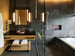 kyoto hotel suite nijo castle bathroom
