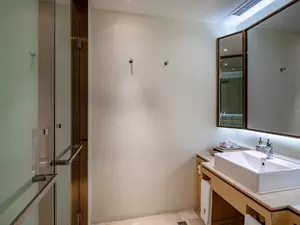 GRCNXL_King_Room
